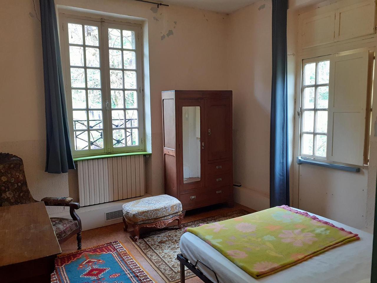 Le Moulin De Saleth Hotel Saint-Antonin Kamer foto